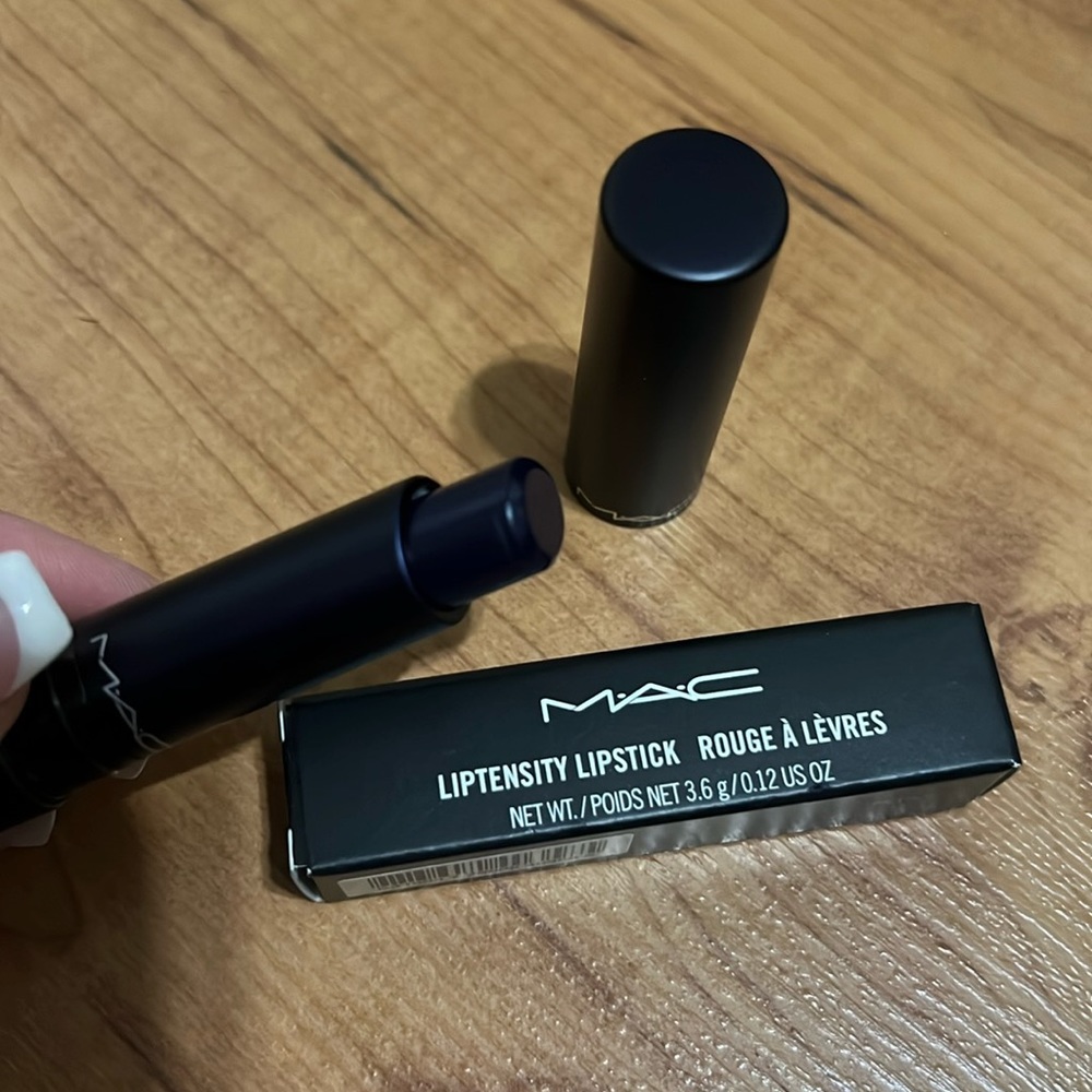 Mac lipstick